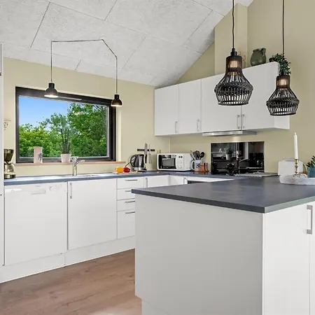 Holiday home Gerlind - 75m To The Fjord By Interhome